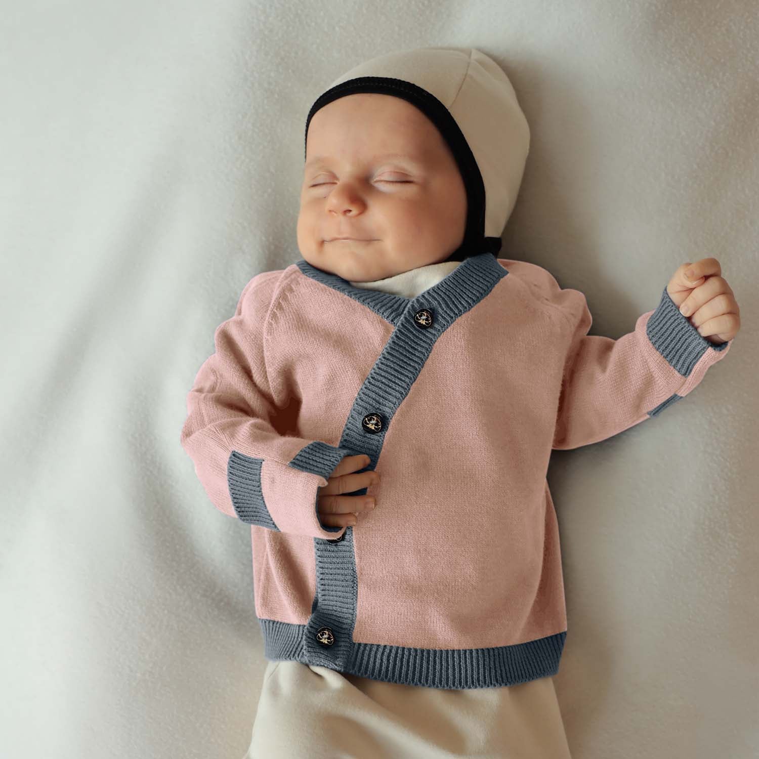 100% Organic Knitted Cardigan GOTS